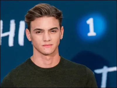 Comment s'appelle le meilleur ami de Nick ?