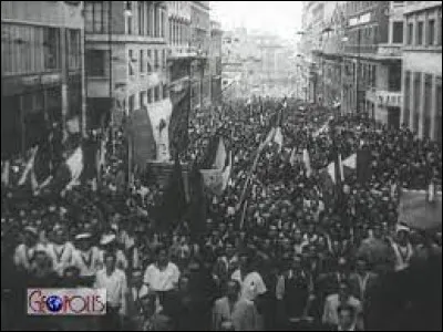 Culture et Société : En quelle année le peuple italien a-t-il choisi par vote de devenir une république et de laisser tomber la monarchie ?
