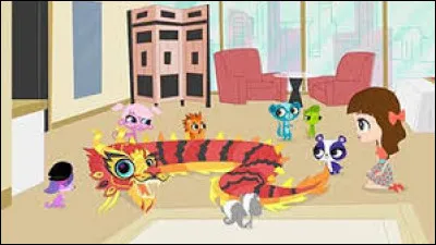 Dans "Shanghai Hi-Jinks" ou "En famille &agrave; Shanghai", pourquoi Blythe va-t-elle en Chine ?