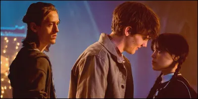 Comment s'appelle le garçon sur qui elle craque ?