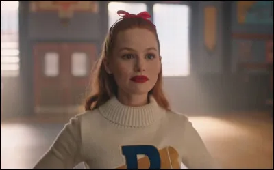 Toujours dans Riverdale. Qui est cette jeune femme à la tête des Vixens, l'équipe de cheerleading du lycée ?