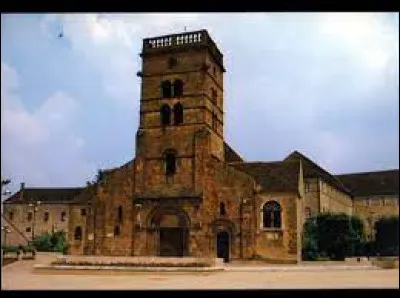 Yzeure, 12 700 habitants et 4e ville du département, appartient à l'agglomération de ...