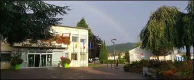 Fameck, 14 800 habitants et 9e ville du département, appartient à l'agglomération de ...