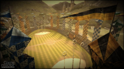 Elle est présente pendant l'attaque des Mangemorts à la Coupe du monde de Quidditch. C'est...