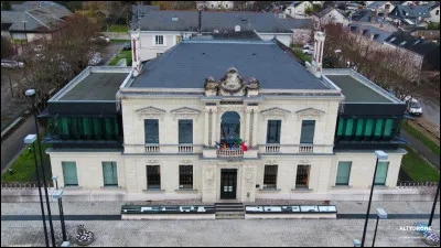 Trélazé, 15 000 habitants, appartient à l'agglomération d'...