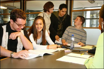 Dans combien de groupes es-tu ?