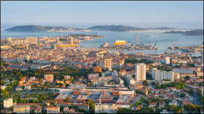Dans quel département se trouve Toulon ?