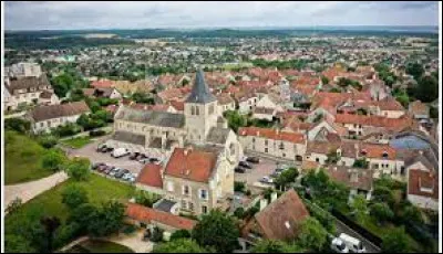 Talant, 11 800 habitants et 4e ville du département, appartient à l'agglomération de ...