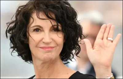 Qui est cette réalisatrice du film ''Se souvenir des belles choses'' ?