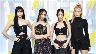 Elles ont débuté...