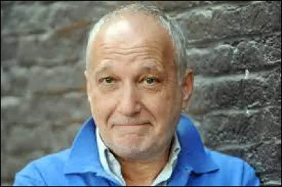 Qui est cet acteur qui joue le rôle de ''Maxime Nassieff'' dans le film ''Ma petite entreprise'' ?