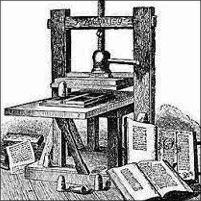 À quel inventeur doit-on une presse à bras et des caractères mobiles en alliage de plomb, étain et antimoine ?