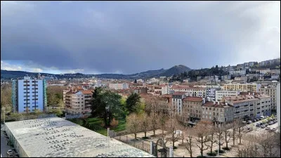 De ces propositions, quelle ville est surnommée "Ville aux 7 collines" ?