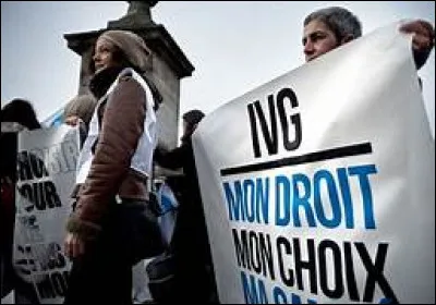 Combien d'avortements clandestins dénombre-t-on en Colombie annuellement ?