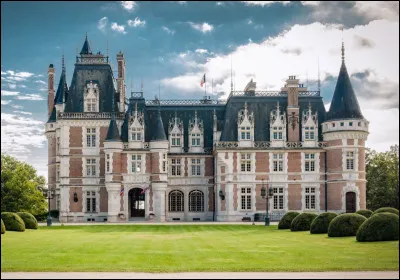 À quel écrivain doit-on le roman "Le Château" ?