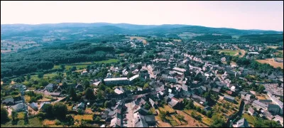Dans quel département la commune de Château-Chinon est-elle située ?