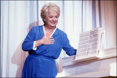 Quel était le prénom de la comédienne surnommée "La Maillan" ?