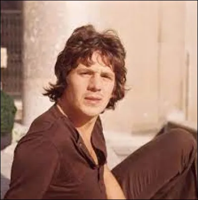 Complétez les paroles de cette chanson de Gérard Lenorman : "Nos esprits s'élevaient pour se rejoindre ailleurs/ Vers des plages/...