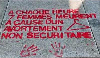 Quel est le délai de réflexion obligatoire avant l'avortement en Slovaquie depuis 2020 ?