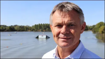 Quel est le nom de ce champion, icône du ski nautique ?