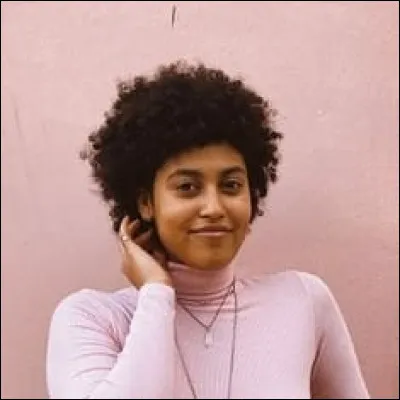 Qui interprète le rôle de Natalia ?