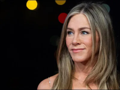 Qui interprète le rôle de Rachel Green ?