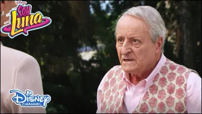 Comment s'appelle son grand-père ?