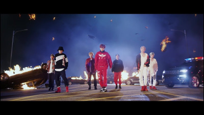 En quelle année les BTS ont-ils sorti le MV "MIC Drop" ?