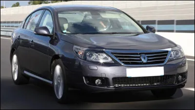 Quel est ce modèle dérivé d'une berline coréenne Samsung, produit par Renault de 2010 à 2015 en 4 547 exemplaires ?