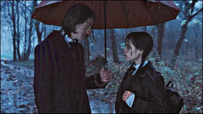 Xavier a-t-il des sentiments pour Mercredi ?