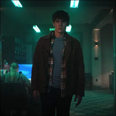 Quel est le nom du bar où il travaille ?