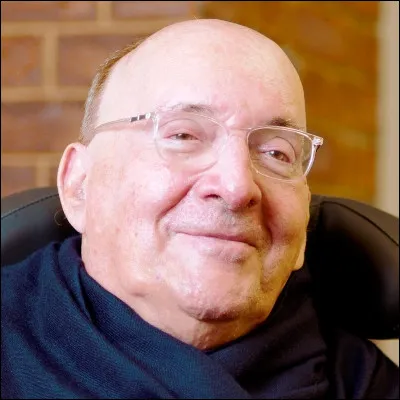 Quelle comédie française à succès est basée sur lhistoire vraie dun certain Philippe Pozzo ?