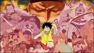Quel pirate aide Luffy à s'enfuir de Marine Ford en sous-marin ?