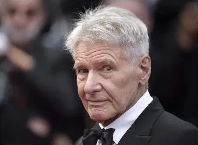 Qui est cet acteur qui joue le rôle de ''Ken Boyd'' dans le film ''Héros'' de 1977 ?