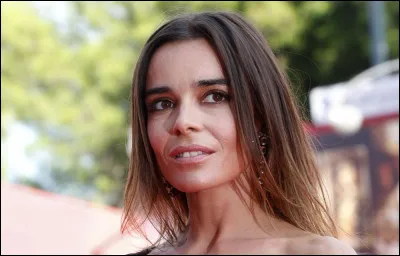 Qui est cette actrice qui joue le rôle de ''Lisa''dans le film ''Héros'' réalisé en 2007 par par Bruno Merle ?