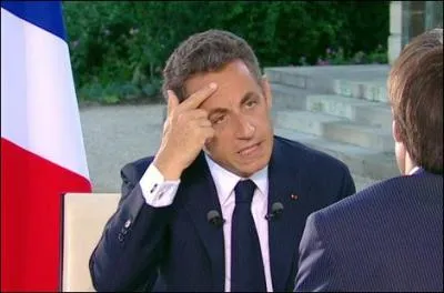 A qui Nicolas Sarkozy a-t-il remis discrtement la lgion d'honneur il y a quelques mois ?