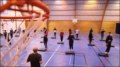 Que signifie l'abréviation EPS au collège ?