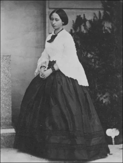 Quel est le nom complet d'Alice du Royaume-Uni ?