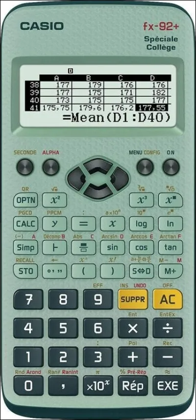 Stéphanie s'est acheté cette calculatrice. Elle va l'utiliser en cours...