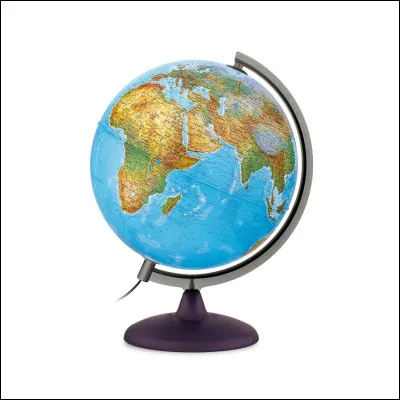 Dans sa chambre, Stéphanie place ce joli globe sur son bureau. Il lui sera utile en cours...