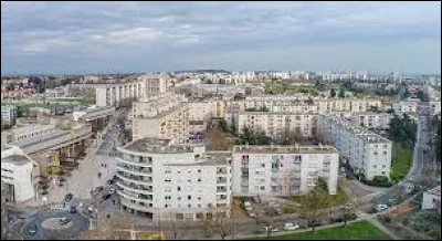 Saint-Priest, 48 000 habitants, appartient à l'agglomération de ...