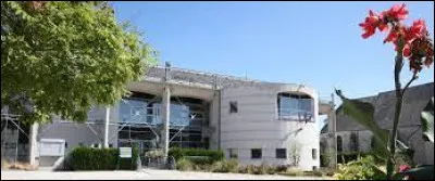 Vineuil, 8 000 habitants et 4e ville du département, appartient à l'agglomération de ...