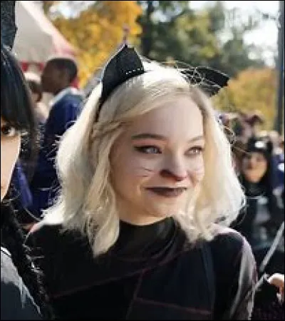 Le nom de famille de Yoko est Tanaka.