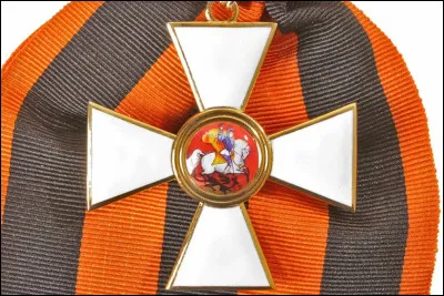 Quel saint, patron de la chevalerie ayant terrassé un dragon, est celui de lordre militaire russe qua intégré Georges Guynemer par octroi de ladmiratif empereur Nicolas II ?