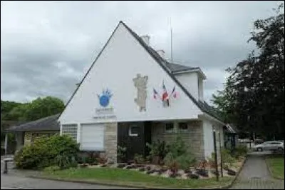 Ville bretonne, dans l'aire d'attraction Vannetaise, Saint-Nolff se situe dans le département ...