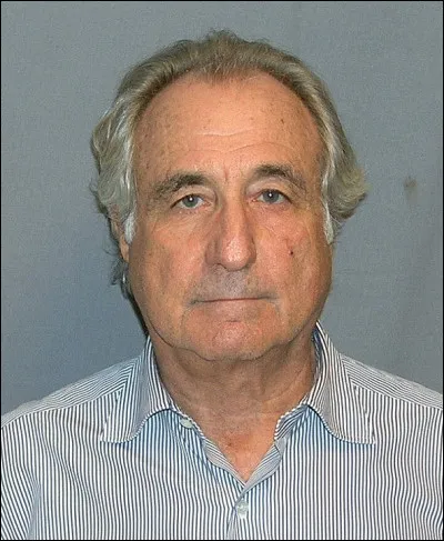 Business > Qui ne se souvient de Bernard Madoff, maître-nageur ayant appris tout seul à nager en hauts troubles ! Combien de temps a-t-il pu procéder de cette manière complètement illégale, mais très rentable (pour lui d'abord) ?