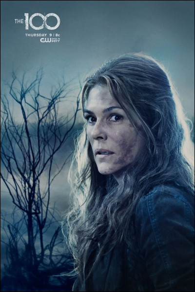 Comment se nomme la mère de Clarke ?