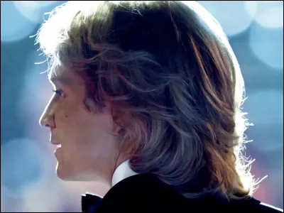 Dans quelle chanson de Claude François celui-ci demande-t-il à sa fille si elle apprend toutes ses leçons chaque soir ?