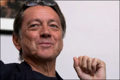 Qui est cet acteur, auteur de la chanson ''Je te la pique'' ?