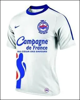 Champion de France de Ligue 2 , et donc promu en Ligue 1 :